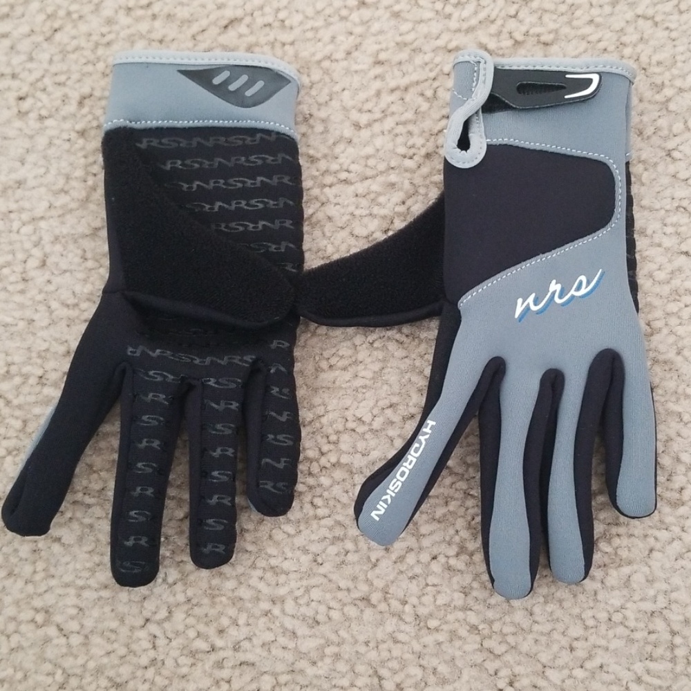 NRS waterproof gloves
